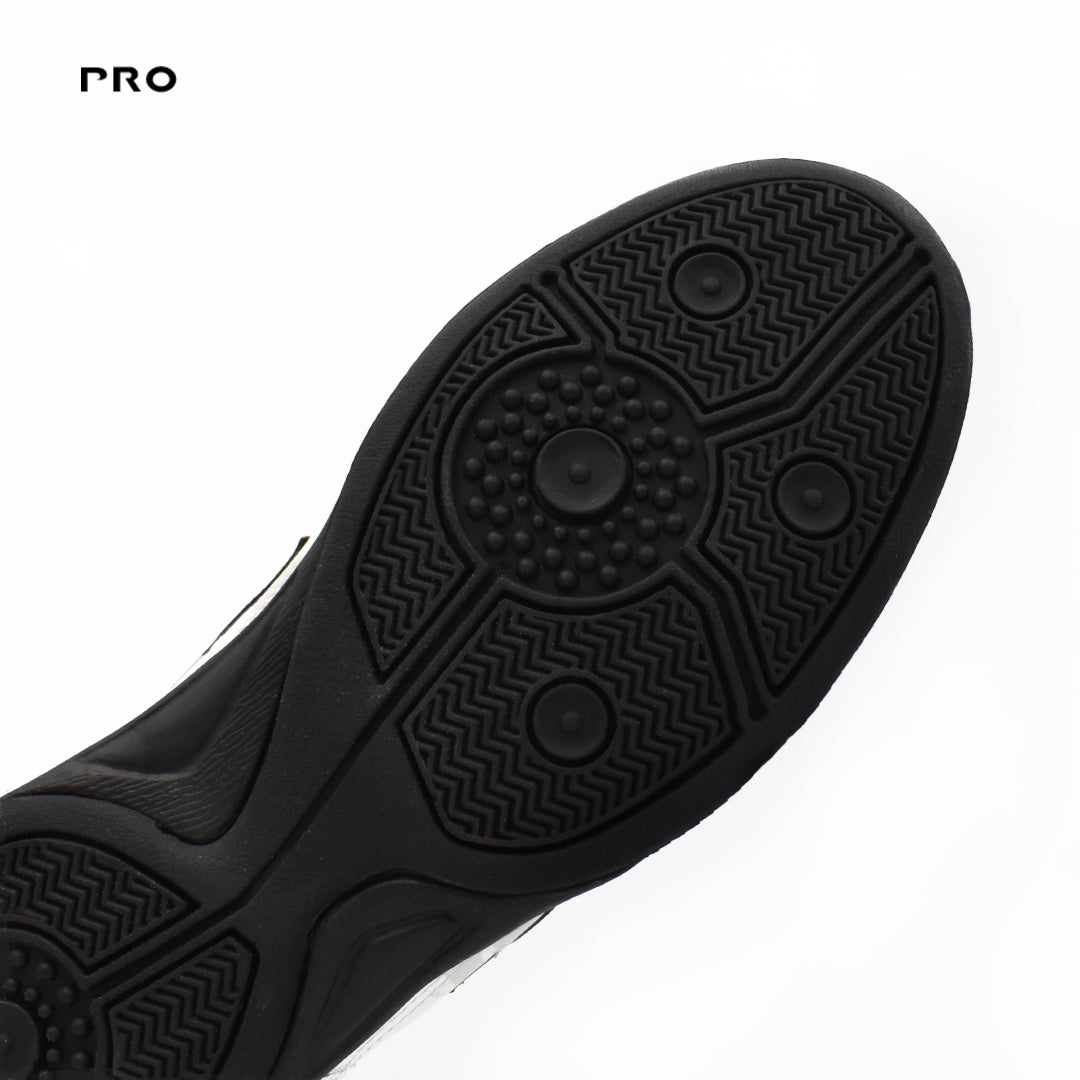 Legacy Pro V - White Black - Indoor