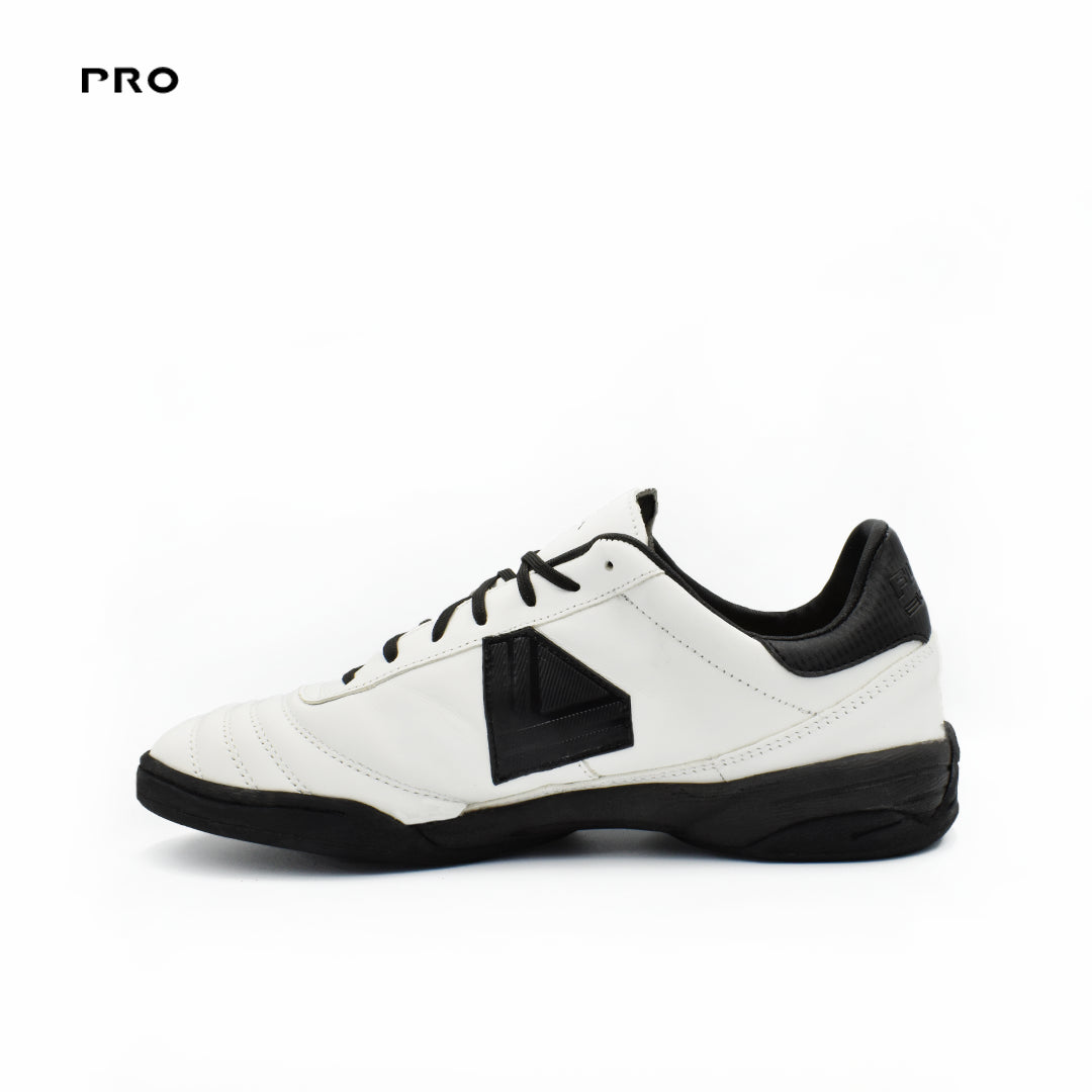 Legacy Pro V - White Black - Indoor
