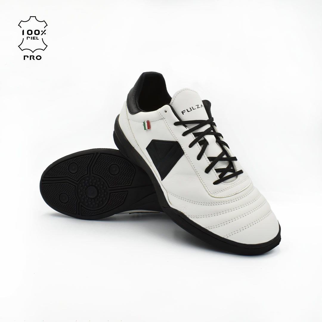 Legacy Pro V - White Black - Indoor
