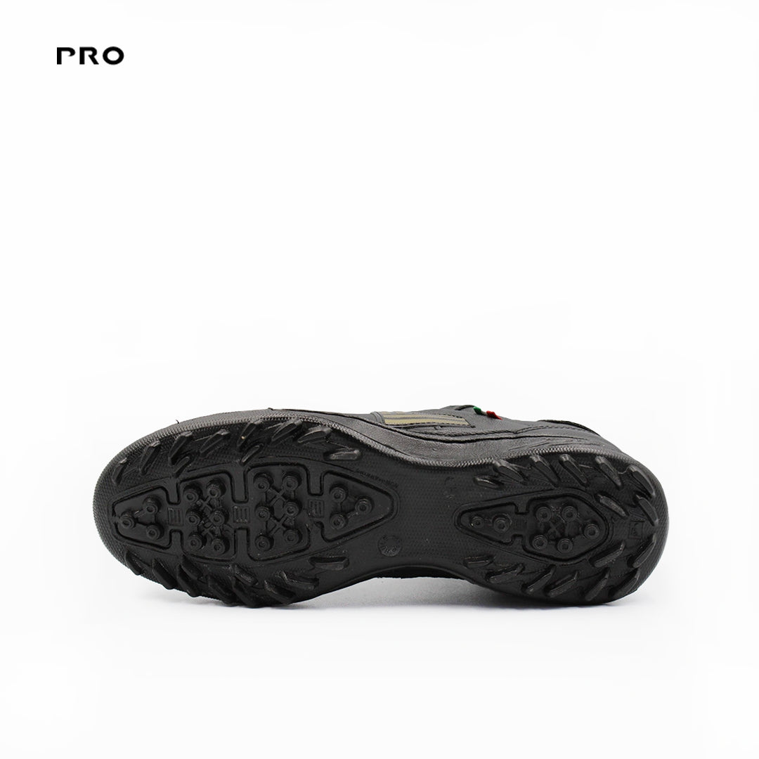 Legacy Pro - Black - Turf