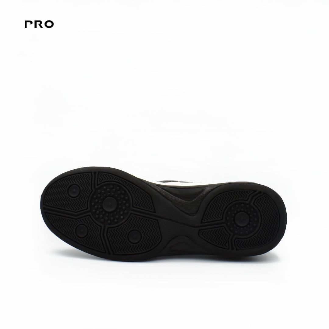 Legacy Pro V - White Black - Indoor